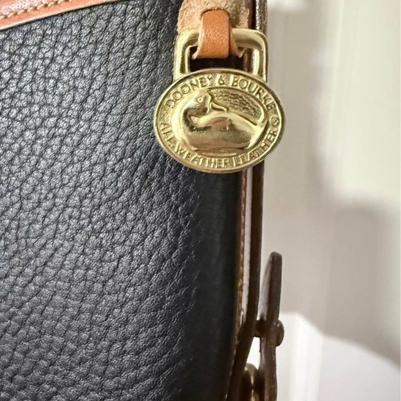 Dooney & Bourke Black and Brown Leather vintage Bag - Picture 6 of 8
